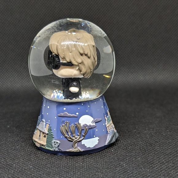 Funko Pop Mystery Minis Harry Potter Mini Snow Globe Harry Potter Yule Ball Robe - Picture 4 of 8